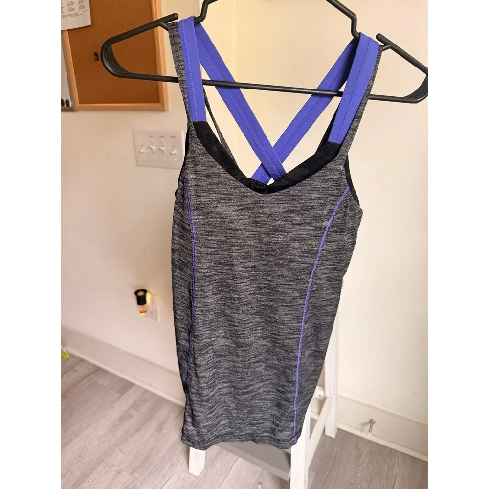 Lululemon Run For Gold Tank Heathered‎ Black / Iris Flower women's 6 workout fit